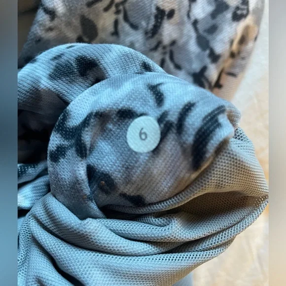 Lululemon Nice Asana Jacket - Picture 4 of 10